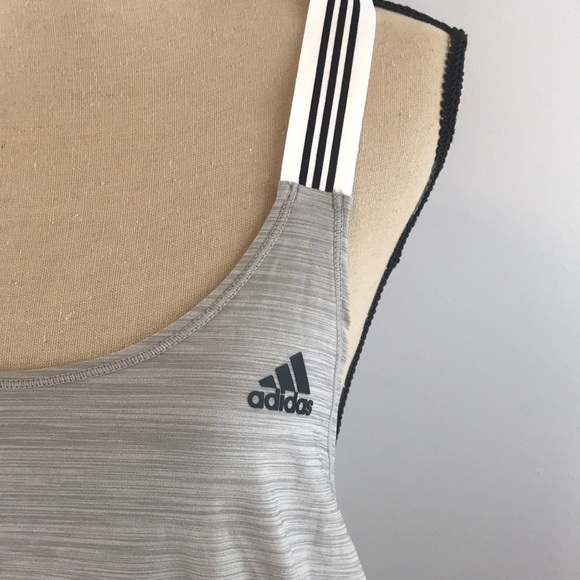 Adidas Women’s Performance Climate Top XL - Picture 3 of 5